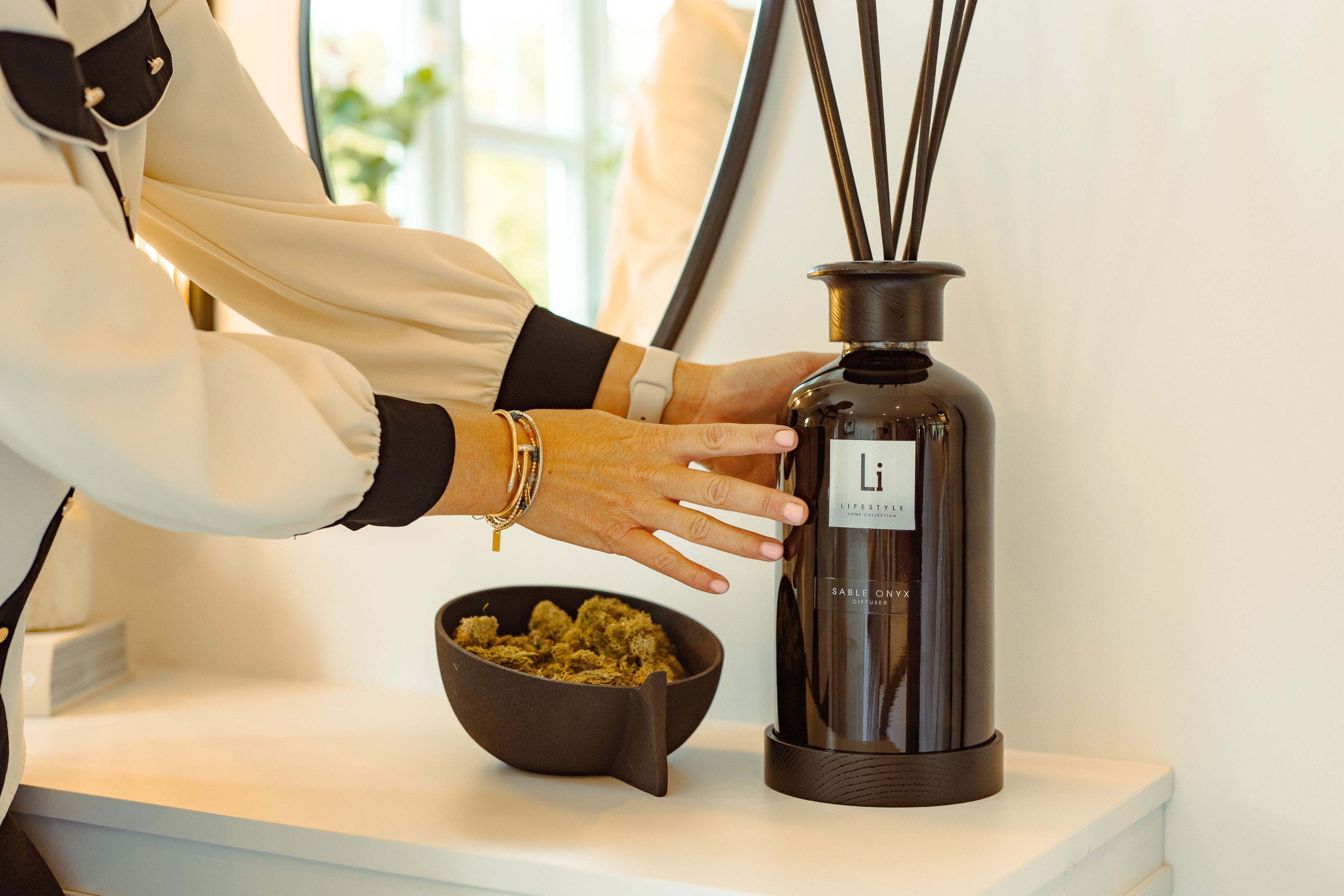 Poni Diffusers Luxury XXL Room Diffuser - Sable Onyx – Lifestyle Home Collection